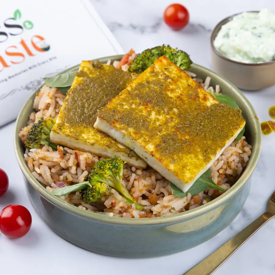 Tomato Rice with Paneer / Tofu